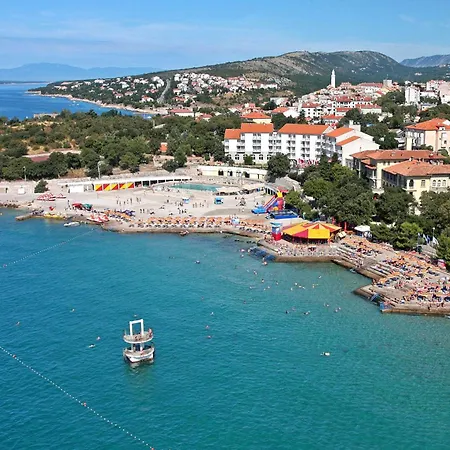 Family-friendly With Swimming Pool - 22488 Novi Vinodolski