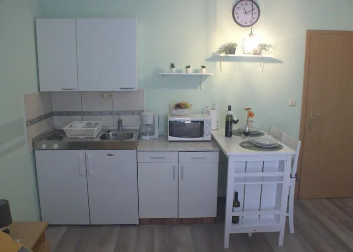 Family-friendly With Swimming Pool - 22488 Daire *