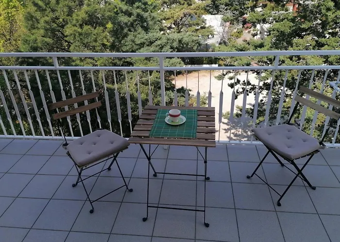 Family-friendly With Swimming Pool - 22488 Daire *